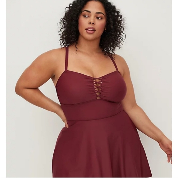 New! Torrid sz 3 Lattice Front Peplum Long Swim Bathing Suit 3X - Picture 2 of 3